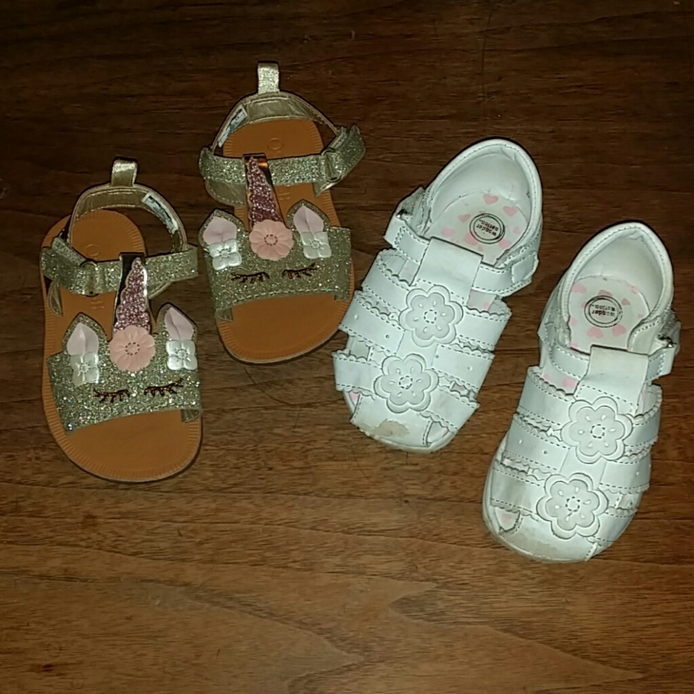Toddler Shoes New Gold & Worn White Size 6